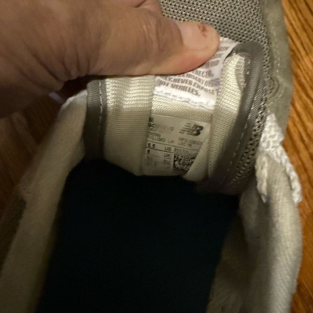 New Balance Kids Sneakers in Gray and White - Picture 6 of 11